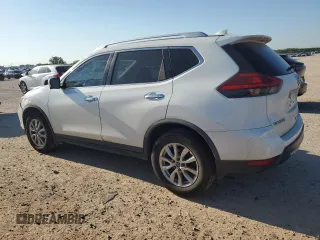 2017 Nissan Rogue S z VIN KNMAT2MT9HP593615, wystawiony jako Copart lot #56501765 z przebiegiem 187 438 mil mil oraz Szkoda całkowita • Salvage title. Historia ofert i sprzedaży dostępna na DreamBid. Obrazek 2.