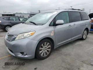 2011 Toyota Sienna XLE AAS z VIN 5TDYK3DC3BS168847, wystawiony jako Copart lot #55863295 z przebiegiem 224 583 mil mil oraz Czysty tytuł • Clean title. Historia ofert i sprzedaży dostępna na DreamBid. Obrazek 1.