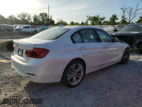 2017 BMW 3 Series 330i z VIN WBA8B9G34HNU52157, wystawiony jako Copart lot #64464125 z przebiegiem 72 659 mil mil oraz Czysty tytuł • Clean title. Historia ofert i sprzedaży dostępna na DreamBid. Obrazek 3.