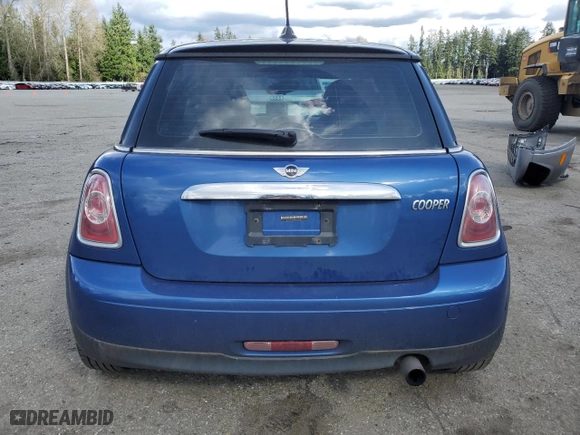 2013 MINI Cooper Hardtop with VIN WMWSU3C55DT548177, listed as a Copart auction lot 50962545 with 128,124 mi miles and Salvage Title. Bid and sale history available at carsss.com. Image 6.