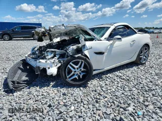 2014 Mercedes-Benz SLK 250 с VIN WDDPK4HAXEF080141, выставлен на аукционе Copart как лот 60425165 с пробегом Не указан миль и На запчасти • Non repairable. История ставок и продаж доступна на DreamBid. Изображение 1.