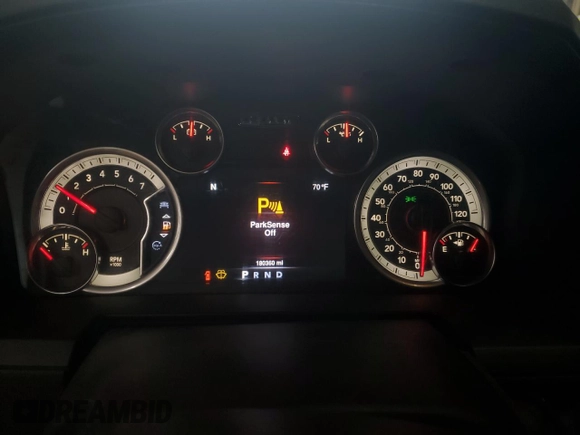 2016 Ram 2500 Laramie с VIN 3C6UR5NJ1GG368397, выставлен на аукционе Copart как лот 60493755 с пробегом 180 360 миль миль и Списание • Salvage title. История ставок и продаж доступна на DreamBid. Изображение 9.