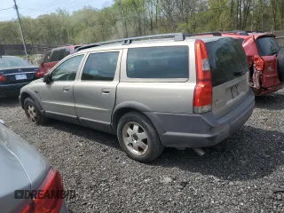 2004 Volvo V70 XC70 with VIN YV1SZ59H641169454, listed as a Copart auction lot 53650635 with 0 mi miles and Salvage Title. Bid and sale history available at carsss.com. Image 2.