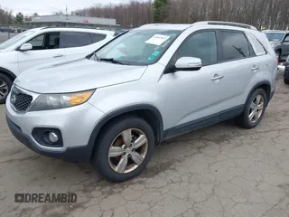 2012 Kia Sorento EX with VIN 5XYKU3A60CG225714, listed as a IAAI auction lot 42057812 with 167,850 mi miles. Bid and sale history available at carsss.com. Image 2.