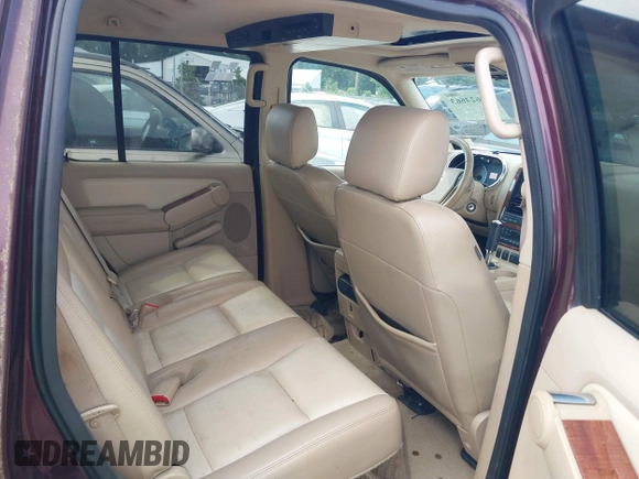 2006 Ford Explorer Eddie Bauer z VIN 1FMEU74E96UA01766, wystawiony jako IAAI lot #42624663 z przebiegiem 145 942 mil mil oraz . Historia ofert i sprzedaży dostępna na DreamBid. Obrazek 8.