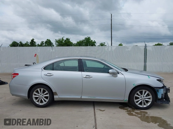 2011 Lexus ES 330 with VIN JTHBK1EG7B2454363, listed as a IAAI auction lot 42424922 with 72,271 mi miles and . Bid and sale history available at DreamBid. Image 13.