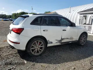 2017 Audi SQ5 Premium Plus with VIN WA1CCAFP0HA027441, listed as a Copart auction lot 68617354 with 111,474 mi miles and Clean Title. Bid and sale history available at carsss.com. Image 3.