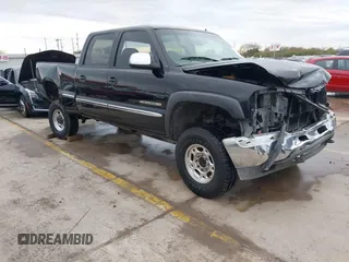 2002 GMC Sierra 2500HD SLE with VIN 1GTHC23U72F173793, listed as a IAAI auction lot 41332457 with Not provided miles and . Bid and sale history available at DreamBid. Image 1.