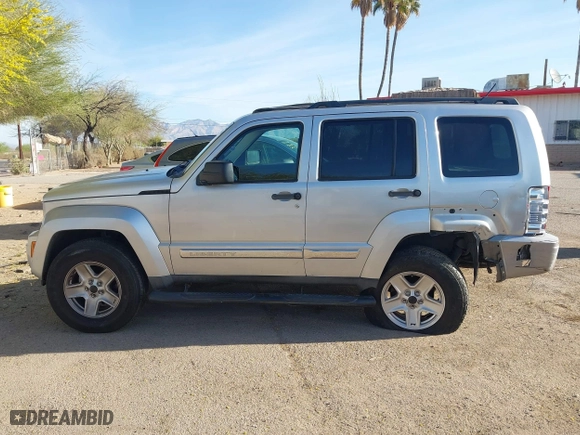 2009 Jeep Liberty Limited with VIN 1J8GN58KX9W527260, listed as a IAAI auction lot 41901644 with 154,010 mi miles. Bid and sale history available at carsss.com. Image 14.