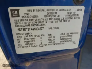 2004 GMC Sierra 1500 Crew Cab SLE with VIN 2GTEK13TX41394077, listed as a IAAI auction lot 42047304 with 227,296 mi miles. Bid and sale history available at carsss.com. Image 9.