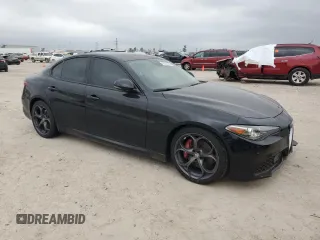 2018 Alfa Romeo Giulia Ti Sport with VIN ZARFAECN3J7593265, listed as a Copart auction lot 41081103 with 37,823 mi miles. Bid and sale history available at carsss.com. Image 4.