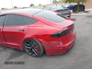 2023 Tesla Model S Plaid с VIN 5YJSA1E69PF510559, выставлен на аукционе IAAI как лот 42164885 с пробегом 28 200 миль миль и . История ставок и продаж доступна на DreamBid. Изображение 6.