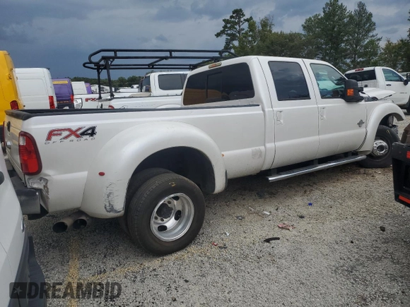 2015 Ford F-350 Lariat with VIN 1FT8W3DT6FEA07859, listed as a Copart auction lot 71061214 with Not provided miles and Salvage title. Bid and sale history available at DreamBid. Image 3.