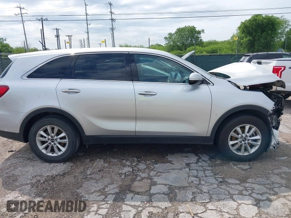 2020 Kia Sorento LX V6 with VIN 5XYPG4A56LG610186, listed as a IAAI auction lot 42049647 with 78,866 mi miles. Bid and sale history available at carsss.com. Image 14.