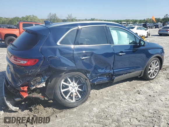 2019 Lincoln MKC Reserve with VIN 5LMCJ3C91KUL48660, listed as a Copart auction lot 52329455 with 67,163 mi miles and Salvage title. Bid and sale history available at DreamBid. Image 3.