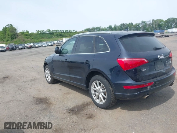 2009 Audi Q5 Premium Plus z VIN WA1KK78R99A051691, wystawiony jako IAAI lot #42354931 z przebiegiem 169 939 mil mil oraz . Historia ofert i sprzedaży dostępna na DreamBid. Obrazek 3.