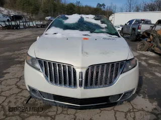 2013 Lincoln MKX with VIN 2LMDJ8JK8DBL08552, listed as a Copart auction lot 88320535 with 181,775 mi miles and Salvage Title. Bid and sale history available at carsss.com. Image 5.