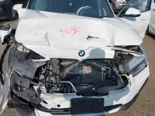 2022 BMW X2 sDrive28i z VIN WBXYH9C04N5U11829, wystawiony jako IAAI lot #40184510 z przebiegiem 59 426 mil mil oraz . Historia ofert i sprzedaży dostępna na DreamBid. Obrazek 6.