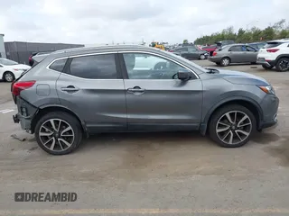2017 Nissan Rogue S with VIN JN1BJ1CP2HW017091, listed as a IAAI auction lot 41906749 with 74,591 mi miles and . Bid and sale history available at DreamBid. Image 14.