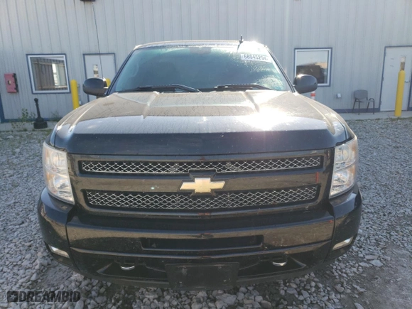 2011 Chevrolet Silverado 1500 LT with VIN 1GCRKSE30BZ380603, listed as a Copart auction lot 68045294 with 93,224 mi miles and Clean Title. Bid and sale history available at carsss.com. Image 5.