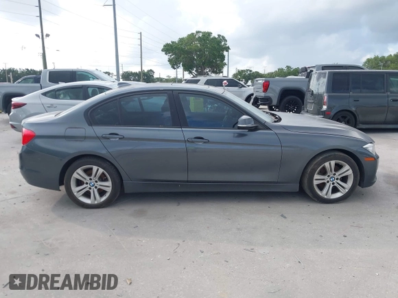 2015 BMW 3 Series 328i с VIN WBA3A5G55FNS85005, выставлен на аукционе IAAI как лот 41980680 с пробегом 136 517 миль миль и . История ставок и продаж доступна на DreamBid. Изображение 13.