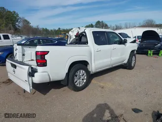 2022 Nissan Frontier SV with VIN 1N6ED1EJ2NN644012, listed as a IAAI auction lot 41737789 with 25,856 mi miles. Bid and sale history available at carsss.com. Image 4.