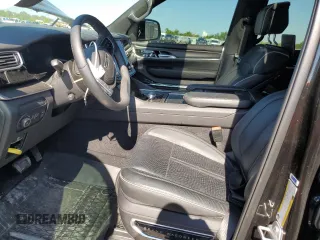 2024 Jeep Grand Wagoneer Series II Obsidian with VIN 1C4SJVFP5RS192539, listed as a Copart auction lot 62644495 with 7,780 mi miles and Salvage title. Bid and sale history available at DreamBid. Image 7.
