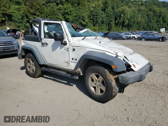 2008 Jeep Wrangler X с VIN 1J4FZ24198L511466, выставлен на аукционе Copart как лот 70196544 с пробегом Не указан миль и Списание • Salvage title. История ставок и продаж доступна на DreamBid. Изображение 4.