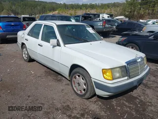 1993 Mercedes-Benz 300 with VIN WDBEA28E0PB988831, listed as a IAAI auction lot 41790609 with 197,915 mi miles and . Bid and sale history available at DreamBid. Image 1.