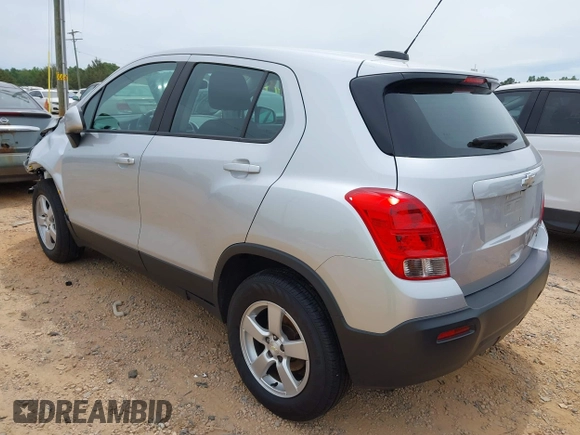 2016 Chevrolet Trax LS z VIN KL7CJNSB3GB759579, wystawiony jako IAAI lot #42212920 z przebiegiem 112 493 mil mil oraz . Historia ofert i sprzedaży dostępna na DreamBid. Obrazek 3.