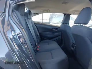2023 Toyota Corolla LE z VIN 5YFB4MDE6PP039721, wystawiony jako IAAI lot #41662799 z przebiegiem 31 992 mil mil oraz . Historia ofert i sprzedaży dostępna na DreamBid. Obrazek 8.