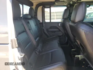 2022 Jeep Gladiator Overland z VIN 1C6HJTFG7NL164641, wystawiony jako Copart lot #47059905 z przebiegiem 23 811 mil mil oraz Szkoda całkowita • Salvage title. Historia ofert i sprzedaży dostępna na DreamBid. Obrazek 10.