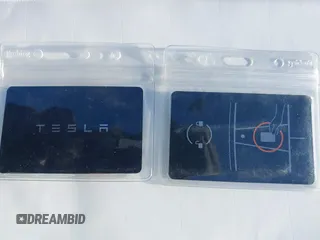 2023 Tesla Model Y Long Range z VIN 7SAYGDEE9PF637042, wystawiony jako IAAI lot #41969086 z przebiegiem 25 524 mil mil oraz . Historia ofert i sprzedaży dostępna na DreamBid. Obrazek 11.