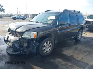 2011 Mitsubishi Endeavor LS with VIN 4A4JN2AS4BE030926, listed as a IAAI auction lot 41217100 with 154,340 mi miles. Bid and sale history available at carsss.com. Image 2.