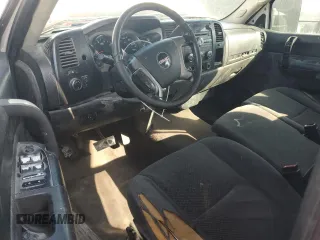 2008 GMC Sierra 2500HD SLT with VIN 1GTHK23628F219110, listed as a Copart auction lot 44631605 with 363,635 mi miles and Clean title. Bid and sale history available at DreamBid. Image 8.