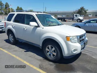 2011 Ford Escape Limited z VIN 1FMCU0EGXBKC04959, wystawiony jako IAAI lot #42846594 z przebiegiem 147 811 mil mil oraz . Historia ofert i sprzedaży dostępna na DreamBid. Obrazek 1.
