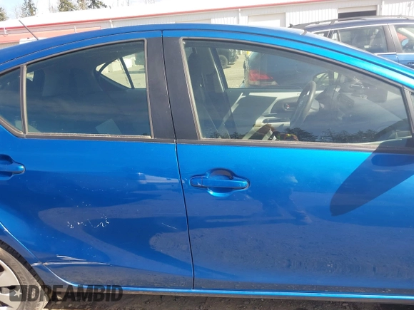 2014 Toyota Prius One with VIN JTDKDTB32E1574929, listed as a IAAI auction lot 39091611 with 128,131 mi miles and . Bid and sale history available at DreamBid. Image 13.