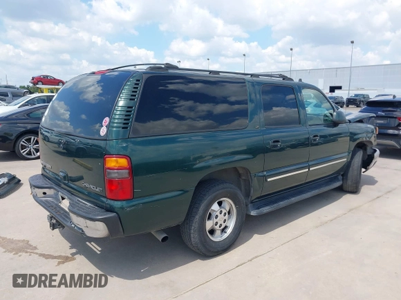 2003 Chevrolet Suburban LS with VIN 3GNEC16Z93G101439, listed as a IAAI auction lot 40360593 with 255,629 mi miles. Bid and sale history available at carsss.com. Image 4.