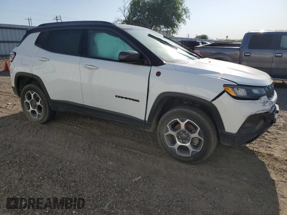 2022 Jeep Compass Trailhawk z VIN 3C4NJDDB5NT148841, wystawiony jako Copart lot #52532475 z przebiegiem 57 081 mil mil oraz Szkoda całkowita • Salvage title. Historia ofert i sprzedaży dostępna na DreamBid. Obrazek 4.