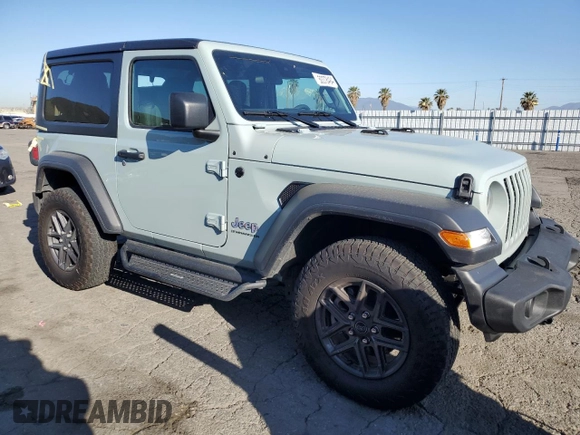 2024 Jeep Wrangler Sport S z VIN 1C4PJXAN2RW120827, wystawiony jako Copart lot #50378494 z przebiegiem 4 147 mil mil oraz Szkoda całkowita • Salvage title. Historia ofert i sprzedaży dostępna na DreamBid. Obrazek 4.