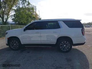 2021 Chevrolet Tahoe LT with VIN 1GNSCNKD7MR386938, listed as a IAAI auction lot 41723844 with 48,430 mi miles. Bid and sale history available at carsss.com. Image 14.
