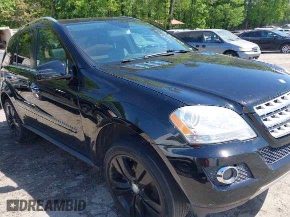2011 Mercedes-Benz M 350 z VIN 4JGBB5GB4BA662891, wystawiony jako IAAI lot #42084059 z przebiegiem 176 416 mil mil oraz . Historia ofert i sprzedaży dostępna na DreamBid. Obrazek 1.