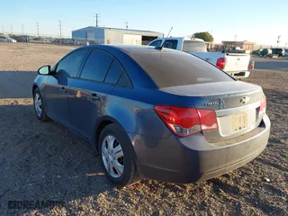 2014 Chevrolet Cruze LS with VIN 1G1PA5SH1E7171908, listed as a IAAI auction lot 40688244 with 96,643 mi miles. Bid and sale history available at carsss.com. Image 3.