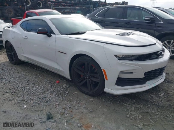 2023 Chevrolet Camaro 2SS with VIN 1G1FH1R73P0161051, listed as a IAAI auction lot 41565542 with 21,581 mi miles. Bid and sale history available at carsss.com. Image 1.