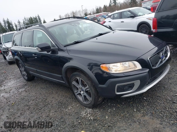 2012 Volvo XC70 T6 with VIN YV4902BZ9C1142969, listed as a IAAI auction lot 41750918 with 124,322 mi miles and . Bid and sale history available at DreamBid. Image 1.