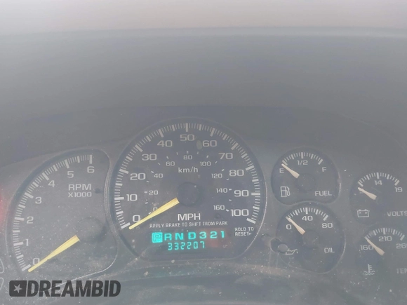 2000 Chevrolet Suburban LT with VIN 3GNFK16T6YG170955, listed as a IAAI auction lot 41918976 with 332,207 mi miles. Bid and sale history available at carsss.com. Image 7.