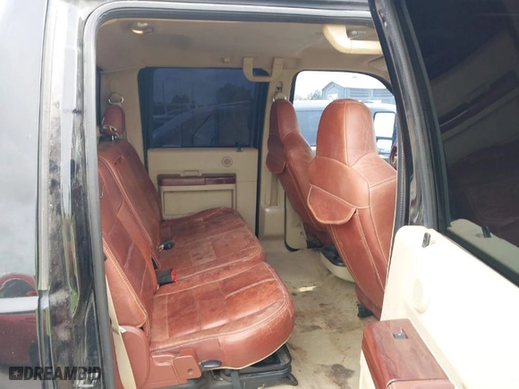 2008 Ford Super Duty F-250 SRW XL with VIN 1FTSW21R38ED47238, listed as a IAAI auction lot 41913365 with 119,054 mi miles. Bid and sale history available at carsss.com. Image 8.