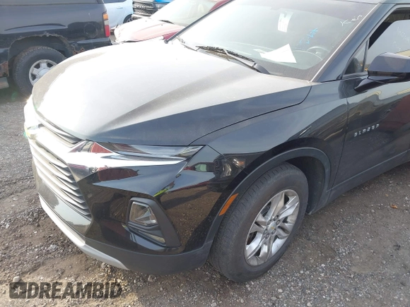 2020 Chevrolet Blazer LT with VIN 3GNKBCRS6LS598592, listed as a IAAI auction lot 40650004 with 46,104 mi miles and . Bid and sale history available at DreamBid. Image 2.