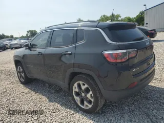 2018 Jeep Compass Limited z VIN 3C4NJDCB5JT341499, wystawiony jako Copart lot #59338715 z przebiegiem 131 149 mil mil oraz Szkoda całkowita • Salvage title. Historia ofert i sprzedaży dostępna na DreamBid. Obrazek 2.