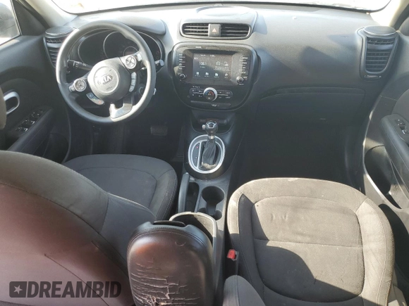 2019 Kia Soul z VIN KNDJN2A24K7672817, wystawiony jako Copart lot #54296525 z przebiegiem 107 338 mil mil oraz Nie do naprawy • Non repairable. Historia ofert i sprzedaży dostępna na DreamBid. Obrazek 8.